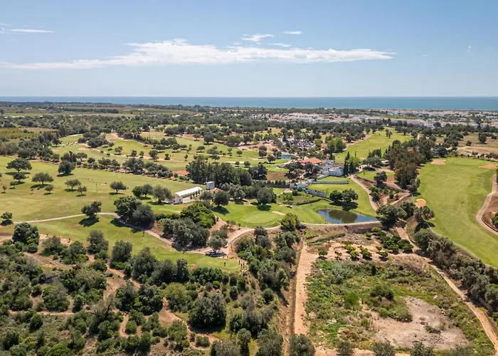 Stunning Townhouse With Pool In Centre Casa vacanze